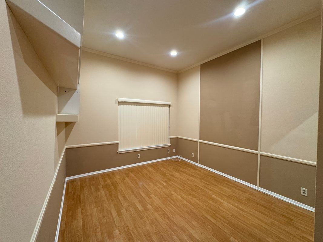 22854 Sailwind Way - Photo 4 of 10