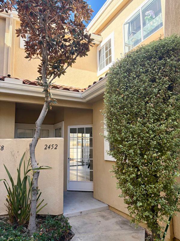 2452 Paseo Circulo - Photo 2 of 12
