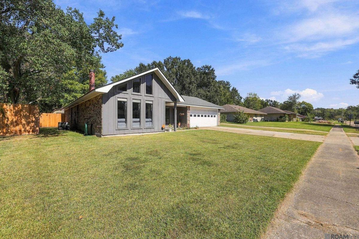16603 Morel Ave - Photo 2 of 18
