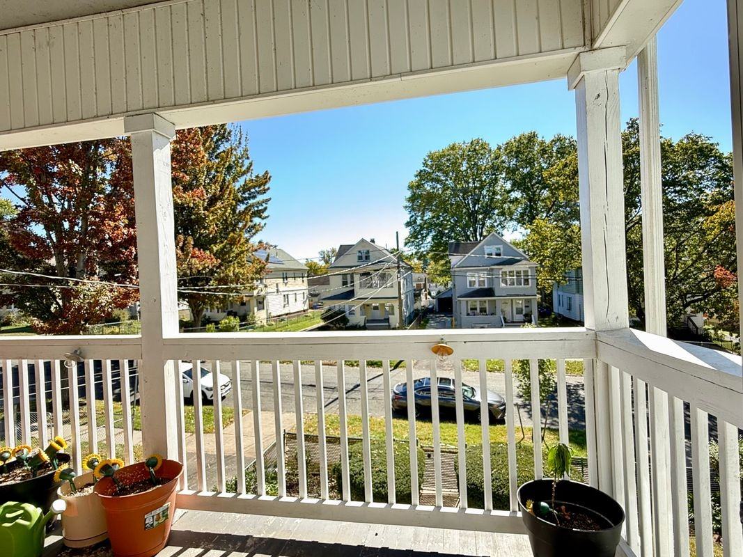 5456 Sharon St - Photo 5 of 7