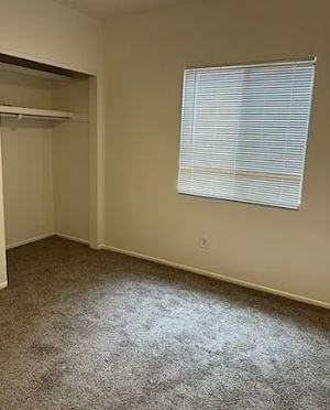 2610 N Edith Blvd #2 - Photo 3 of 10