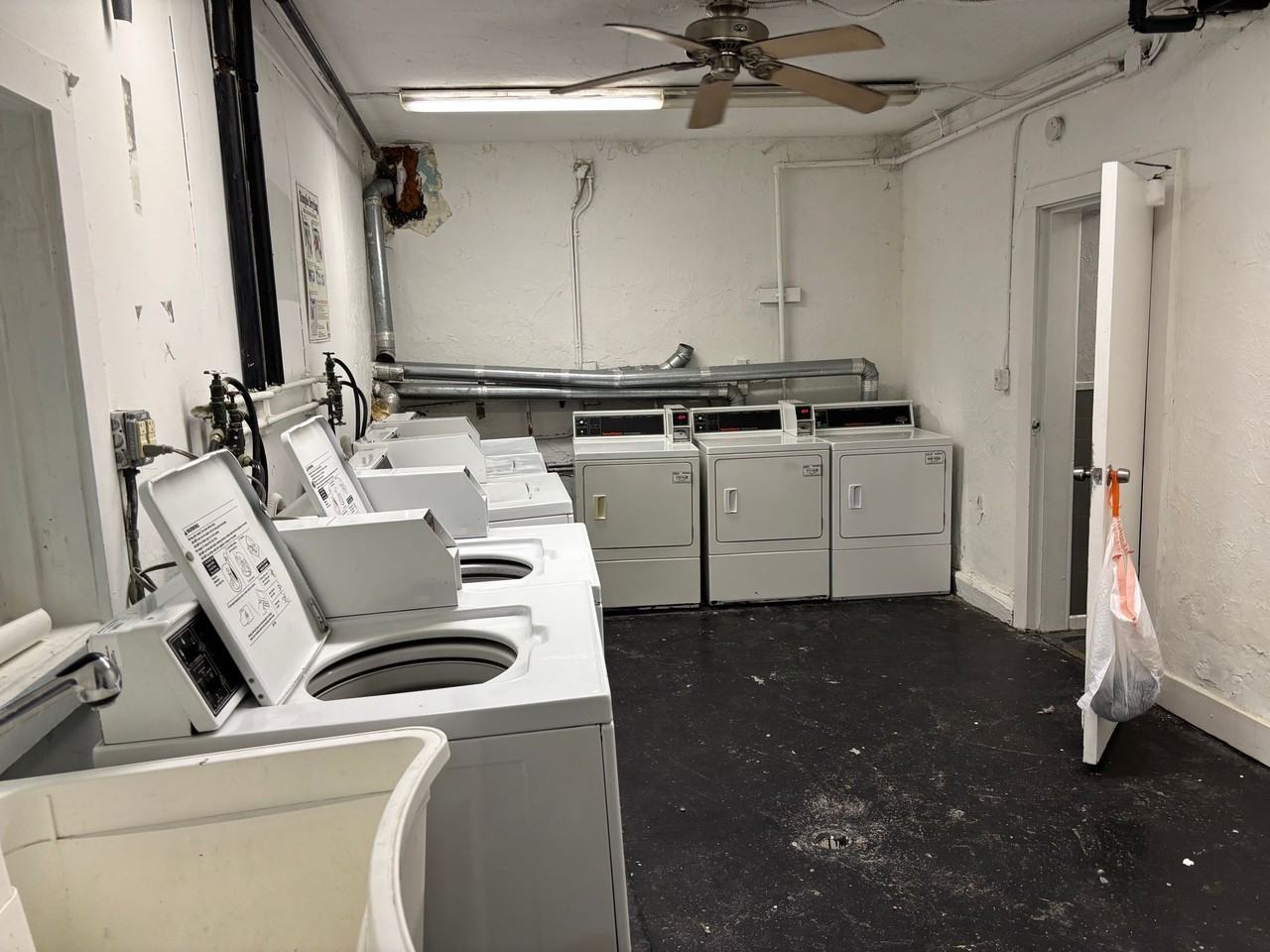 CLIFTON SUITES - Photo 2 of 50