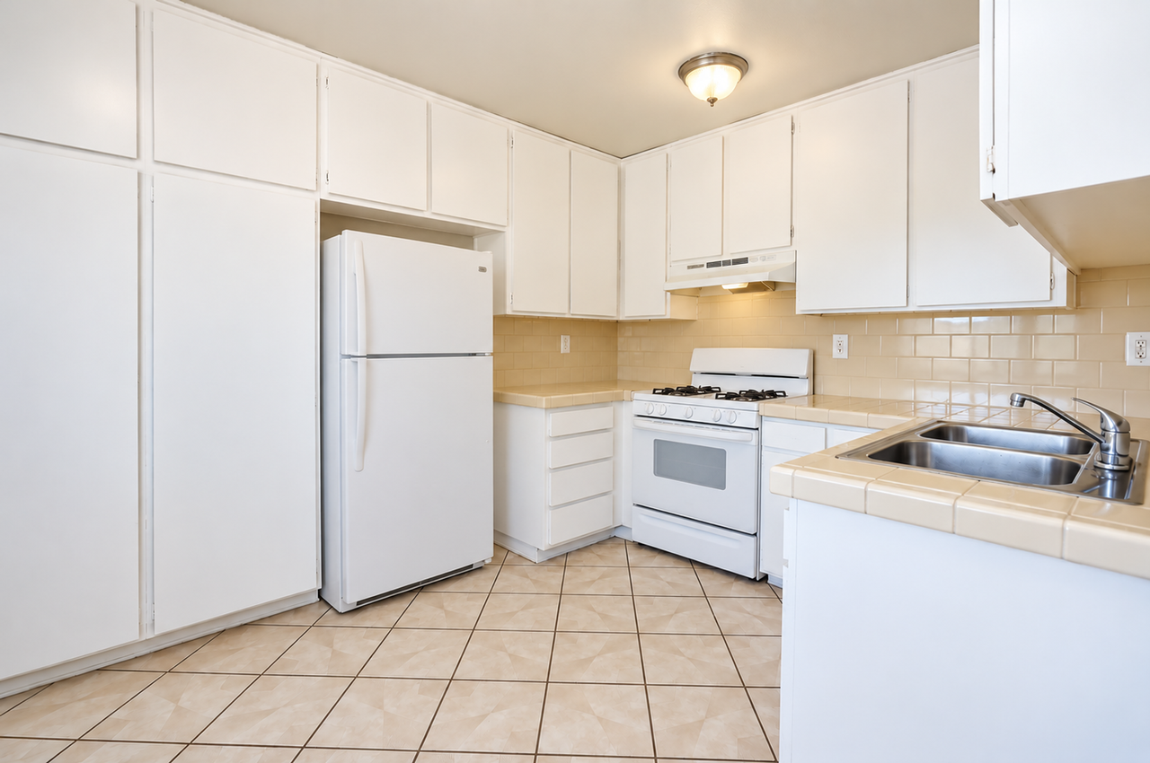 16354 Pebble Beach Dr #116 - Photo 5 of 21