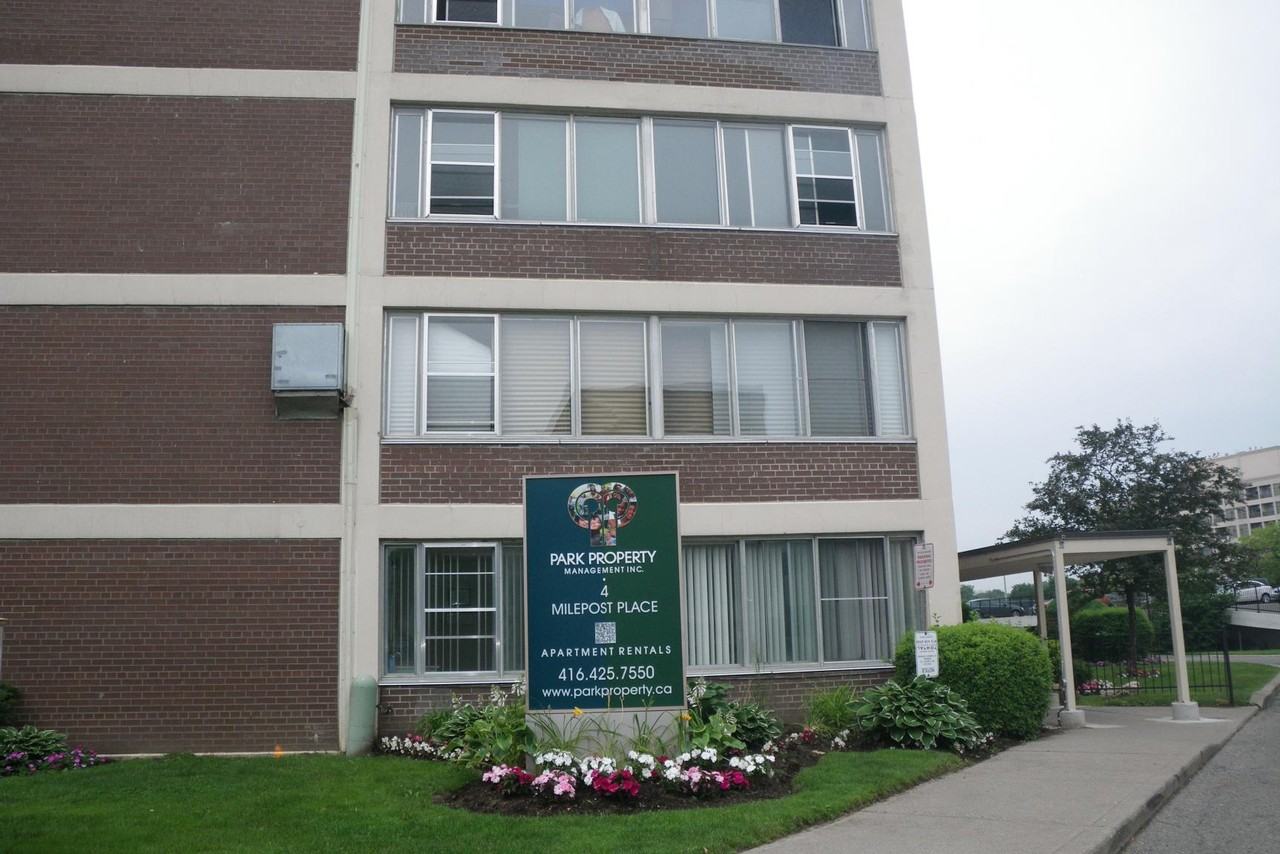 58 Thorncliffe Park Drive - Photo 2 of 13