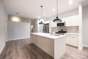 featured image of 2247 W Lawrence Ave #2