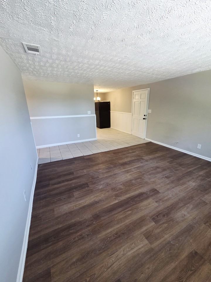 1150 Scott St Se #2 - Photo 5 of 25