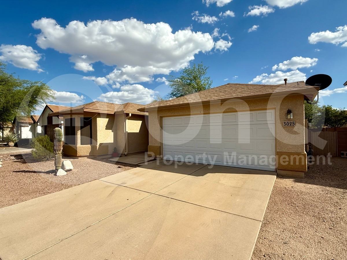 3025 W Country Ranch Dr - Photo 3 of 29