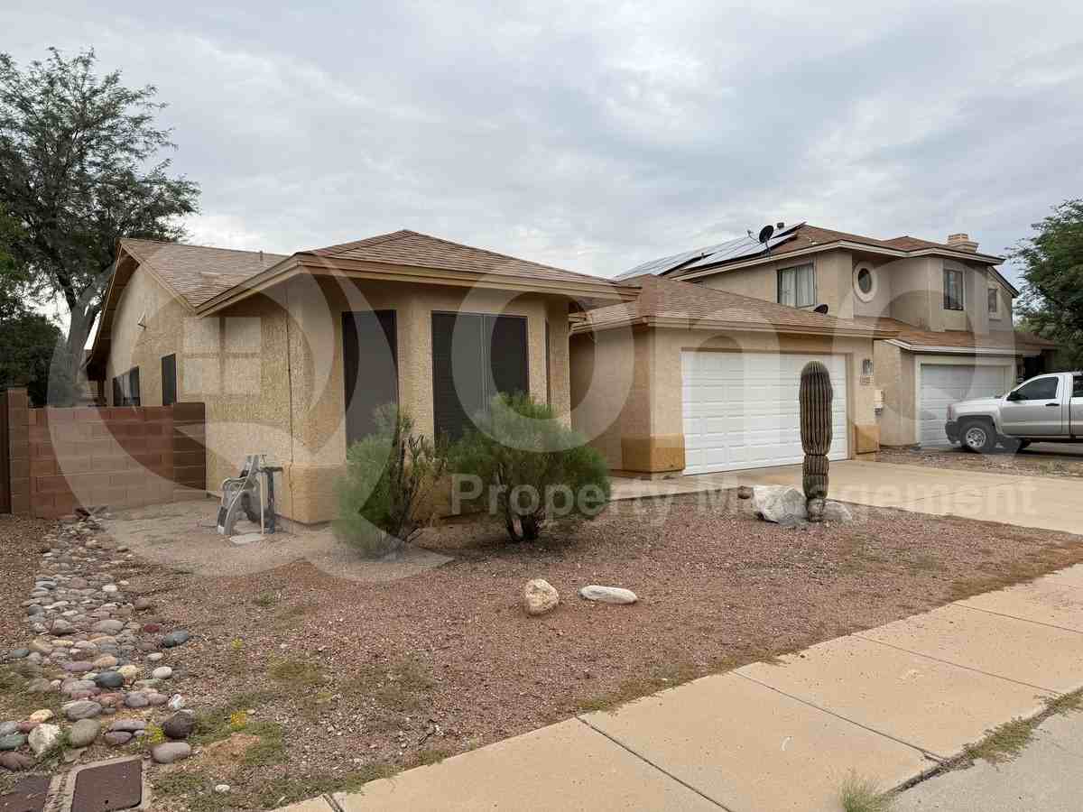 3025 W Country Ranch Dr - Photo 6 of 29
