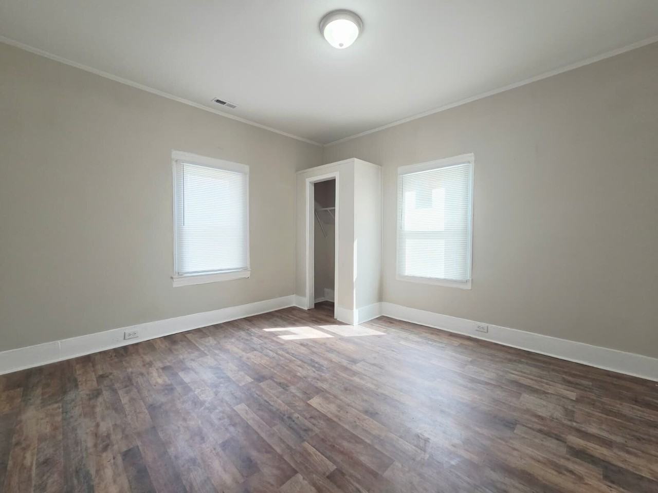 1228 Tank Ct - Photo 7 of 8