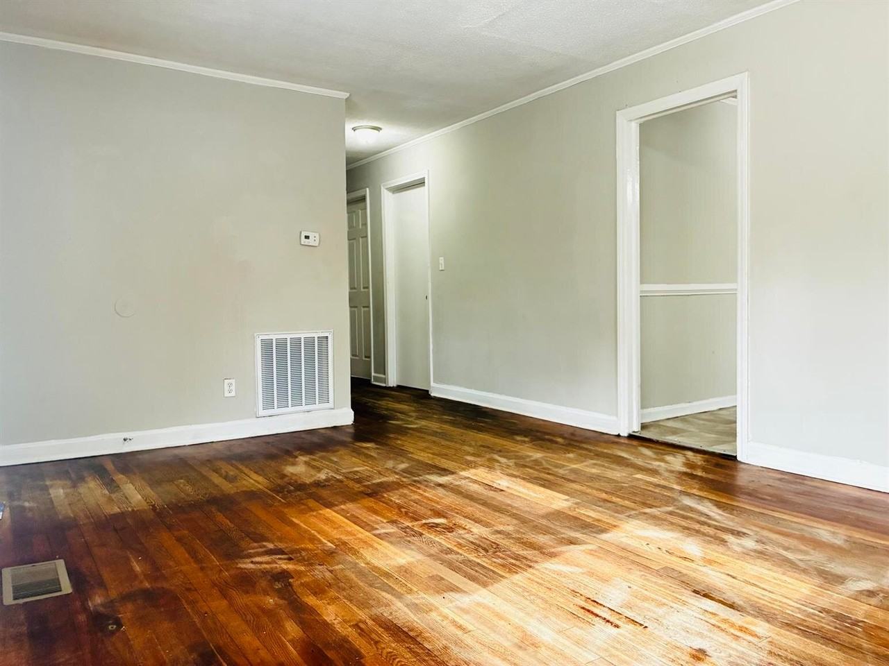 4614 Morgan St - Photo 6 of 22