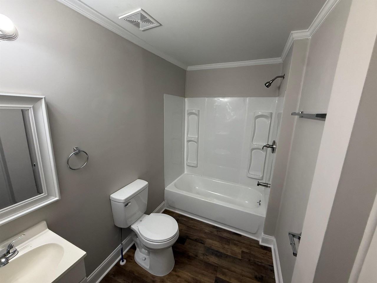 421 Carolina Ave - Photo 7 of 20