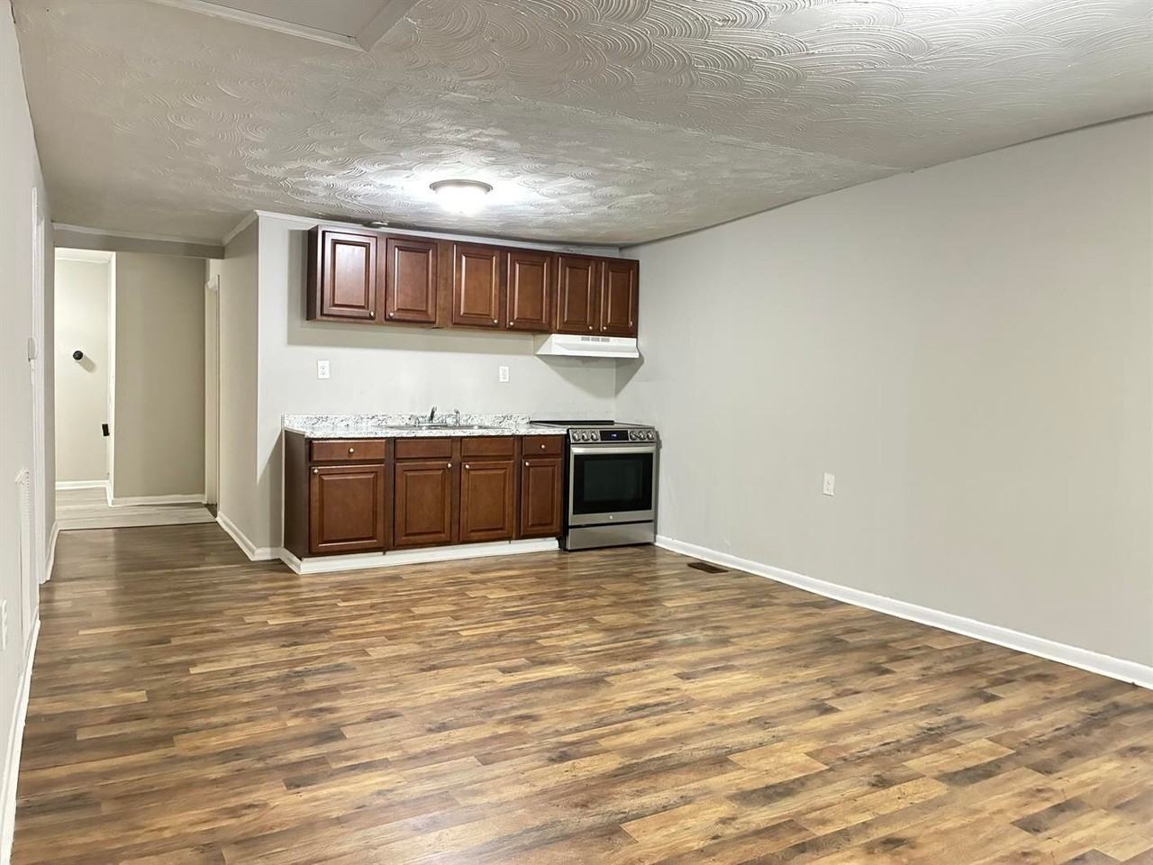 507 Carolina Ave - Photo 2 of 21