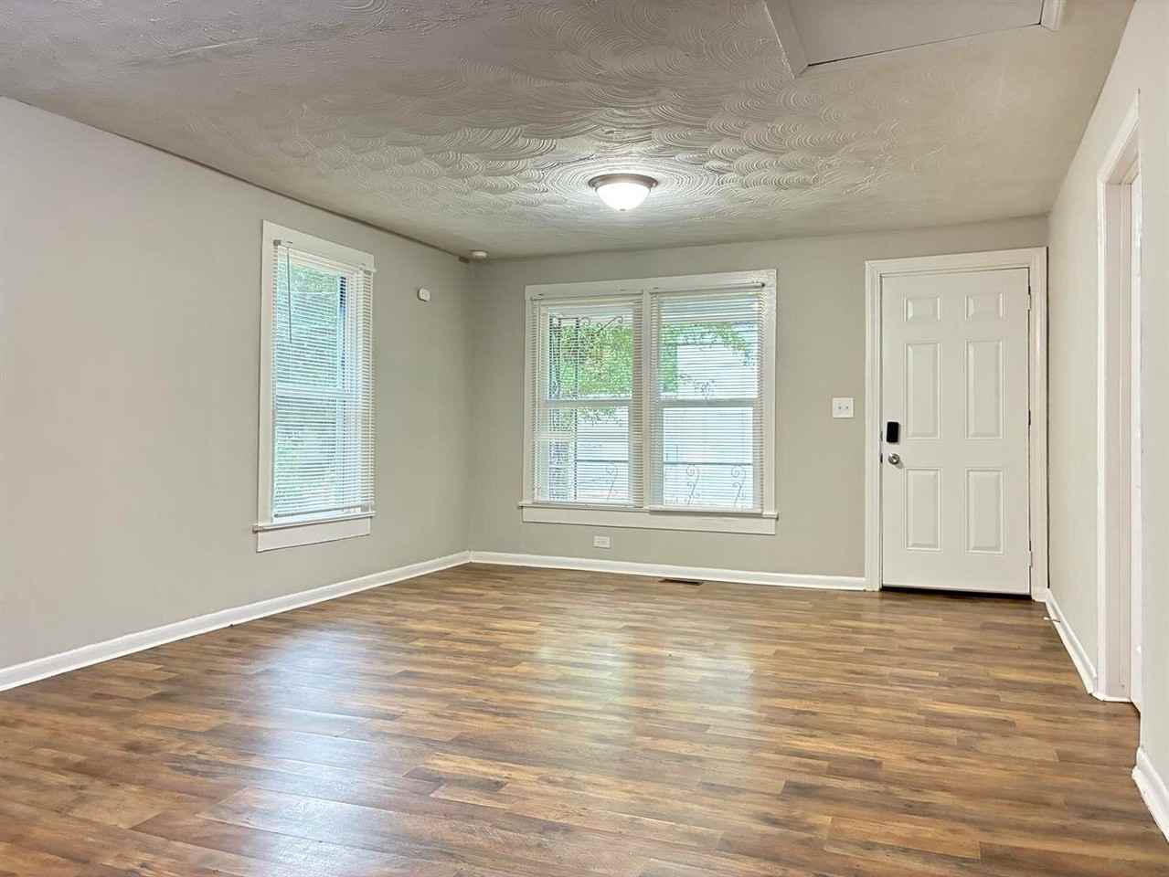 507 Carolina Ave - Photo 4 of 21