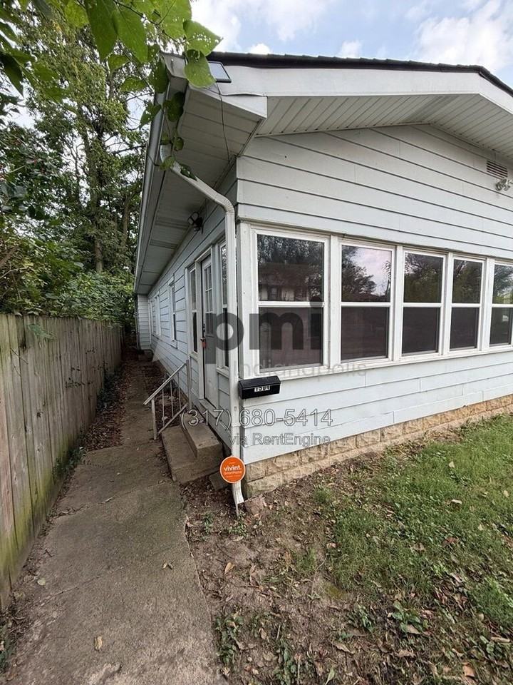 1504 S Randolph St - Photo 3 of 25