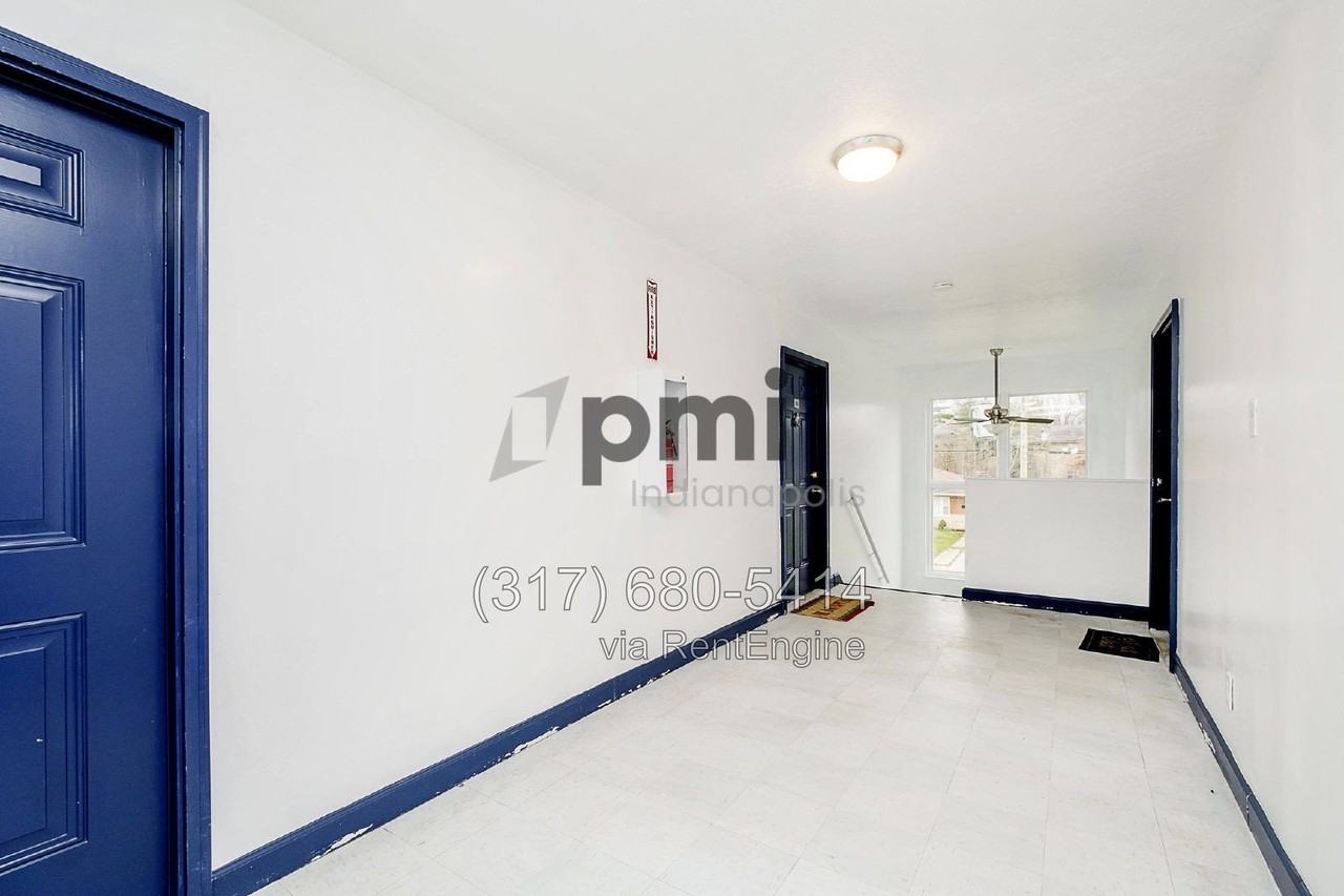 6220 E 11th St #102 - Photo 5 of 24