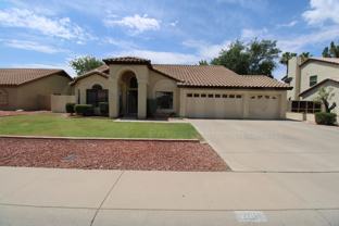 2011 E Lodge Dr - Photo 1 of 1