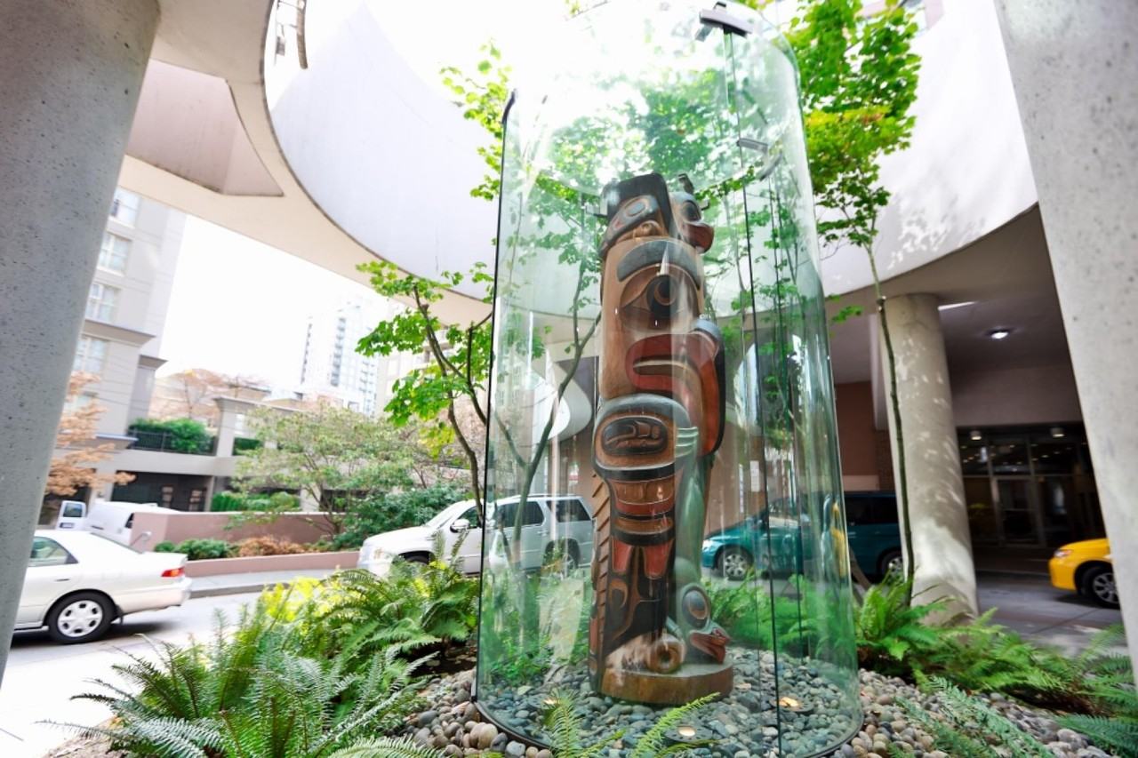 980 Seymour Street - Photo 3 of 15