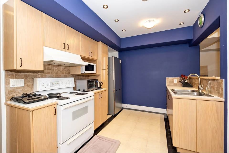 2288 Sorrento Drive - Photo 2 of 12
