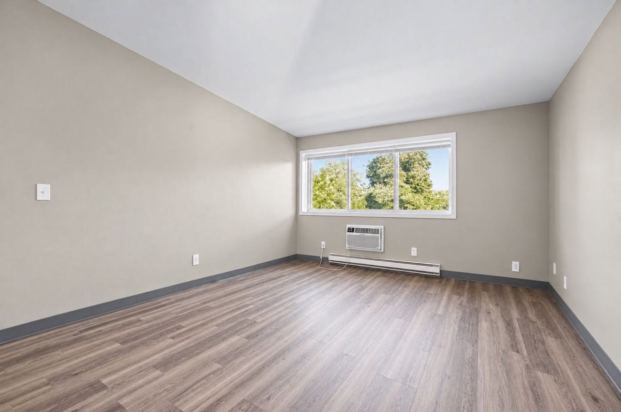 1832 Winton Ave #202 - Photo 7 of 15