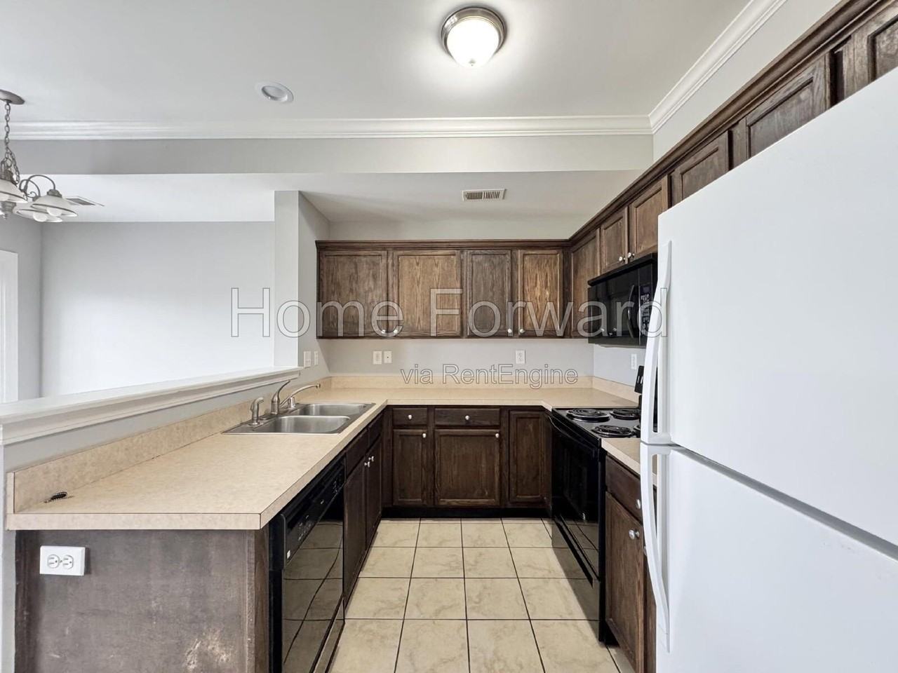 110 Pepperwood Ct - Photo 7 of 22