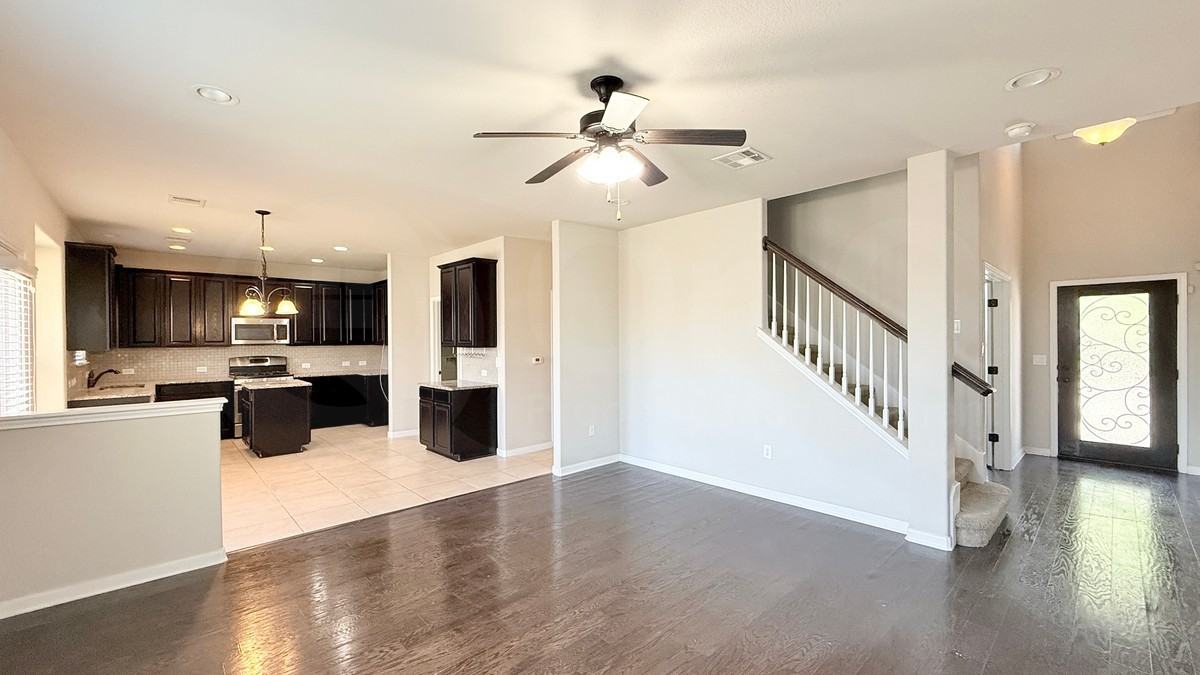 1217 Rock Mill Ln - Photo 6 of 25