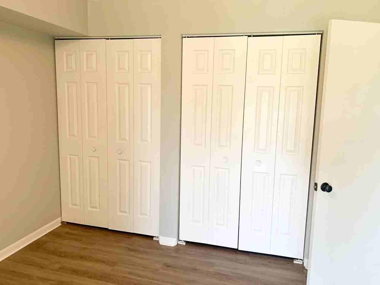 302 Lincoln Ave #4 - Photo 7 of 11