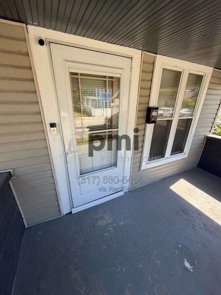 2139 Sugar Grove Ave - Photo 6 of 40