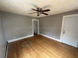 featured image of 42 Spruce St #3