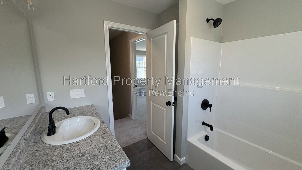 13 Prospect St #2 - Photo 7 of 42