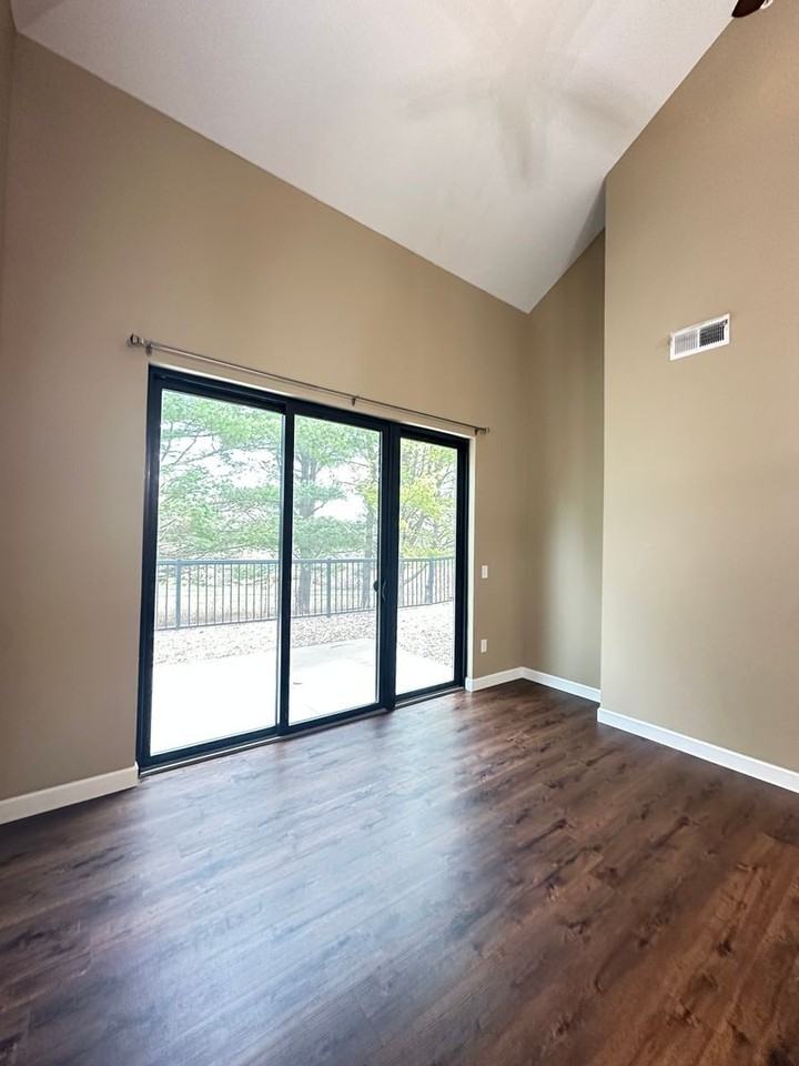Devil's Lake Townhomes - Photo 6 of 36