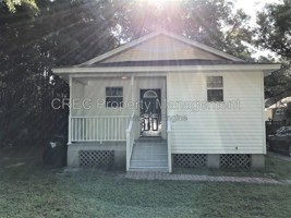featured image of 205 Foster St