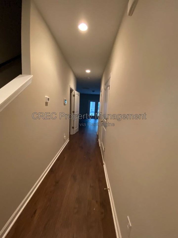 163 Buchanan Cir - Photo 4 of 29