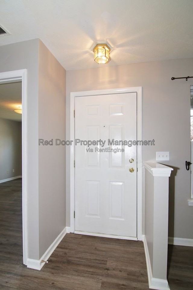 1797 Chatham Pl - Photo 3 of 26