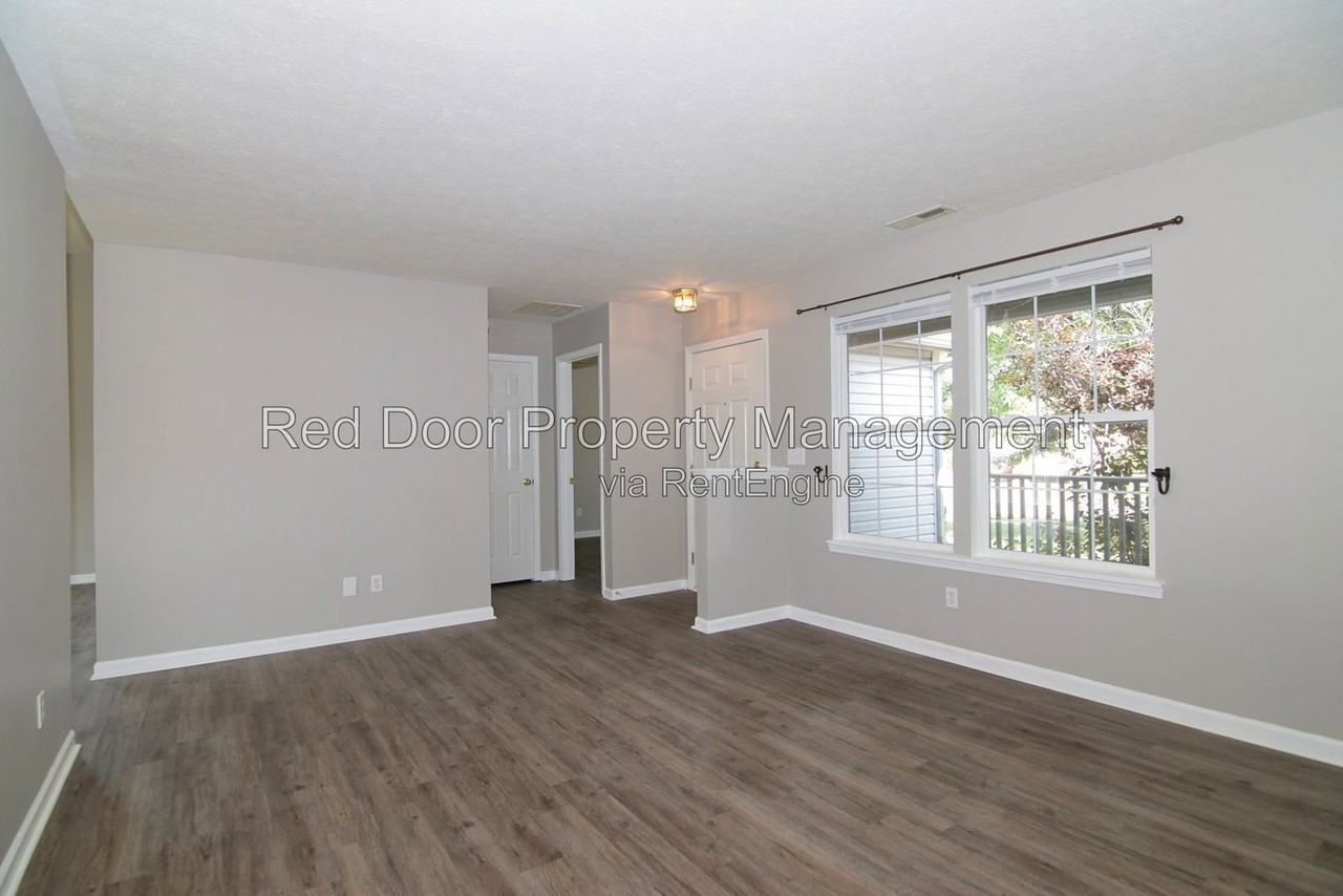 1797 Chatham Pl - Photo 5 of 26