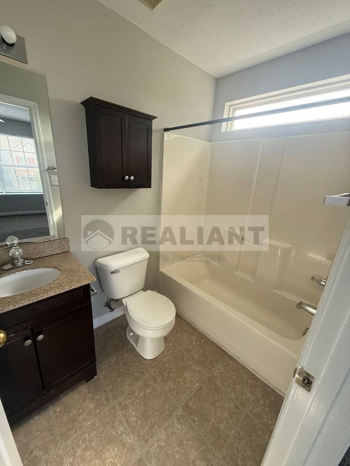 224 Simba Way - Photo 2 of 9