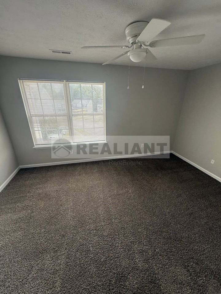 224 Simba Way - Photo 5 of 9
