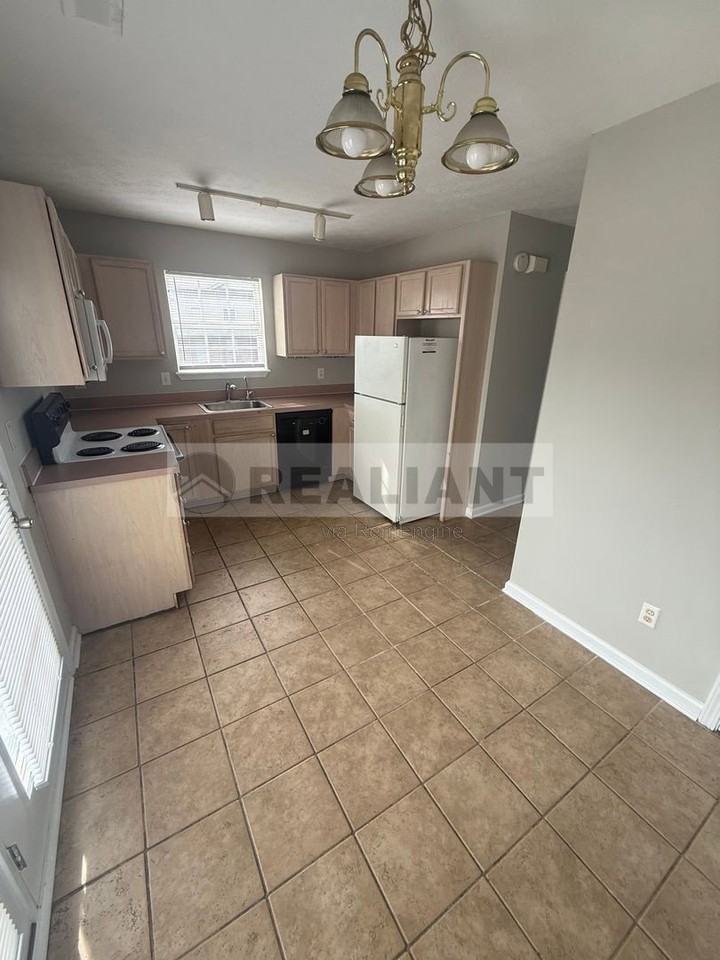 224 Simba Way - Photo 7 of 9