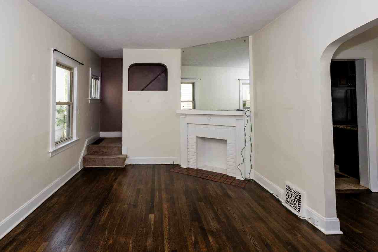 1536 Elmwood Ave - Photo 2 of 16