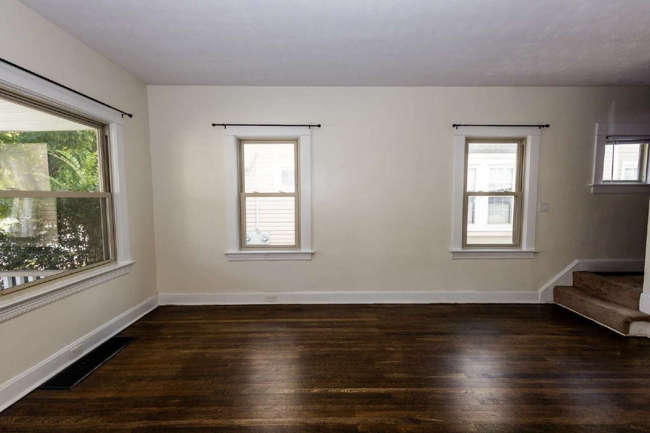 1536 Elmwood Ave - Photo 4 of 16