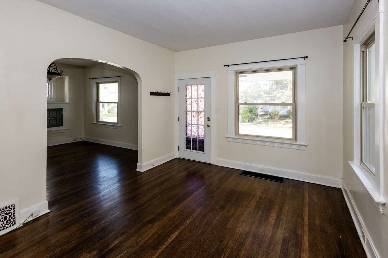 1536 Elmwood Ave - Photo 5 of 16