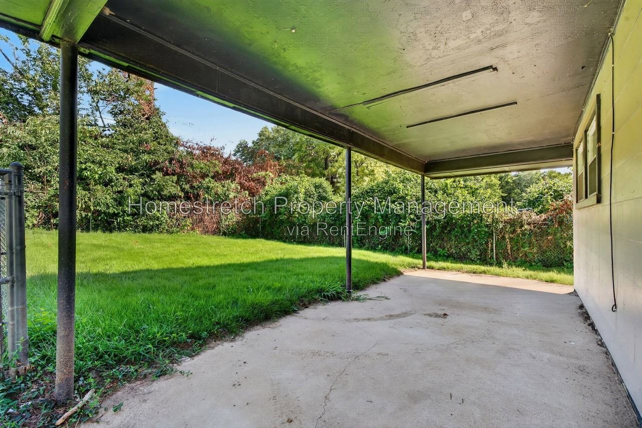 24 Shepley Dr - Photo 4 of 26