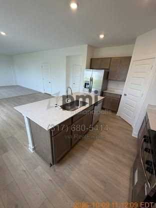 8934 Noble Heights Ln - Photo 3 of 30
