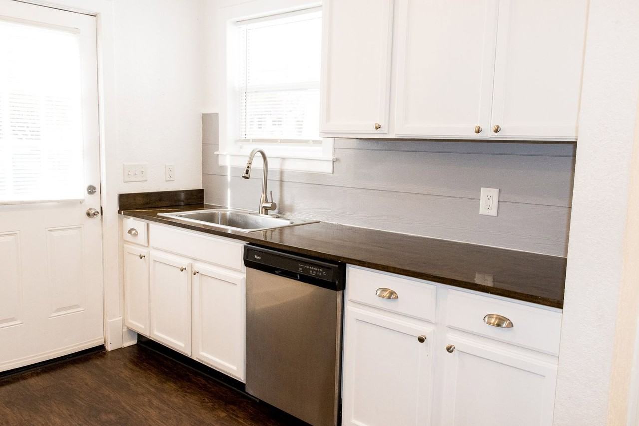 909 S Chattanooga St #B - Photo 7 of 15