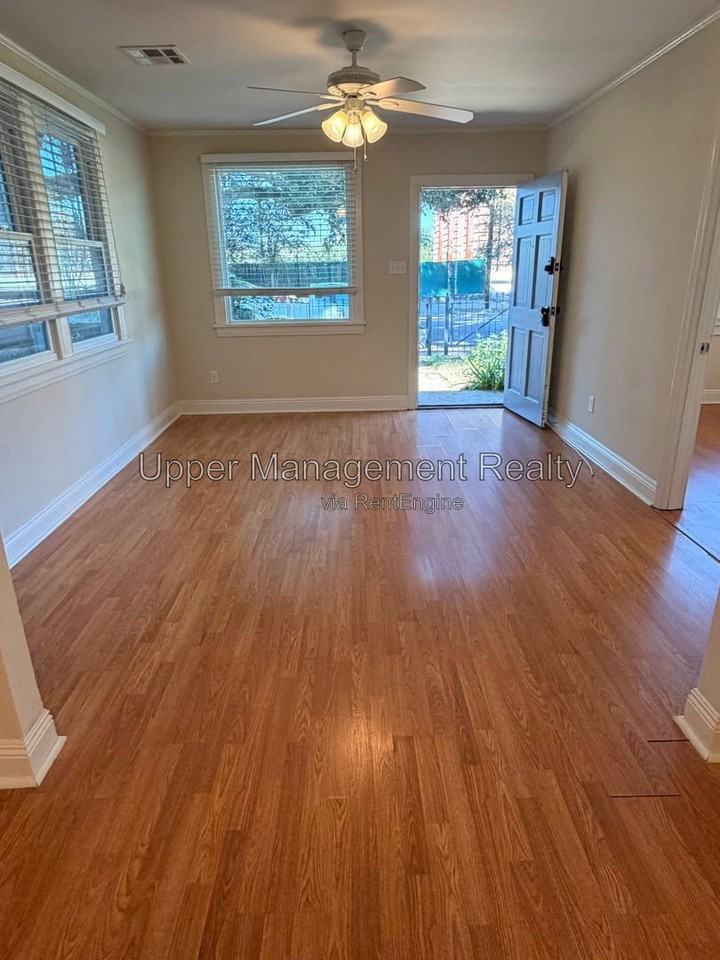 2123 Valence St - Photo 2 of 20