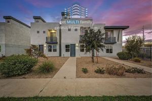 featured image of 2830 N 19th Ave