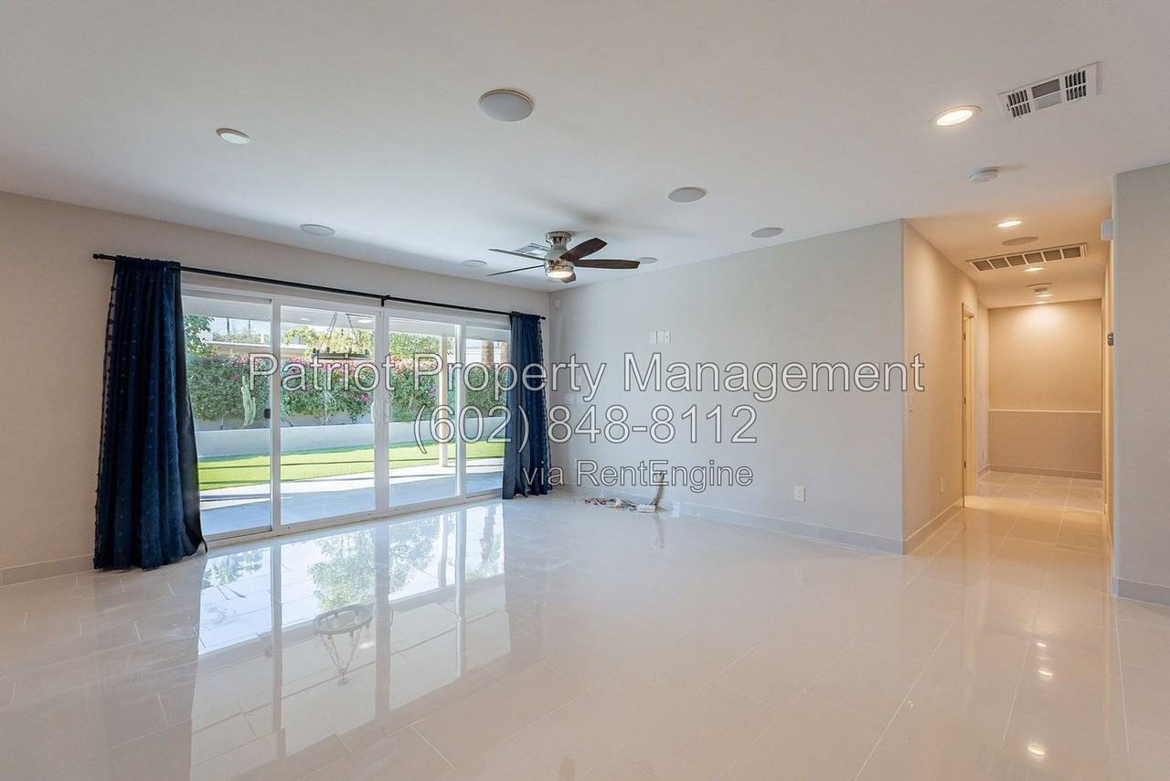 5514 N 79th Pl - Photo 4 of 42