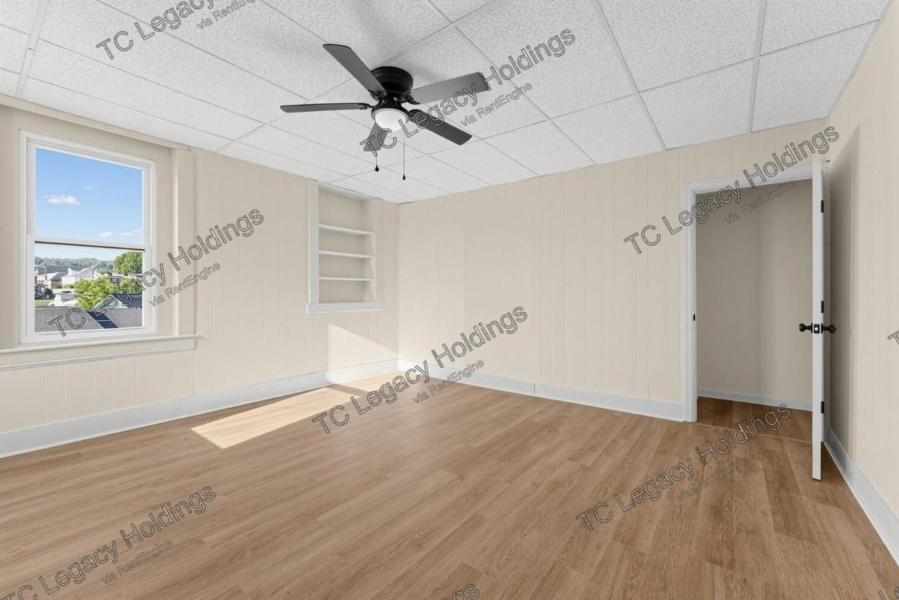 2014 Henderson Ave - Photo 5 of 35