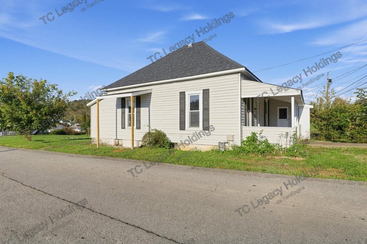 8540 Southern Ave - Photo 3 of 34