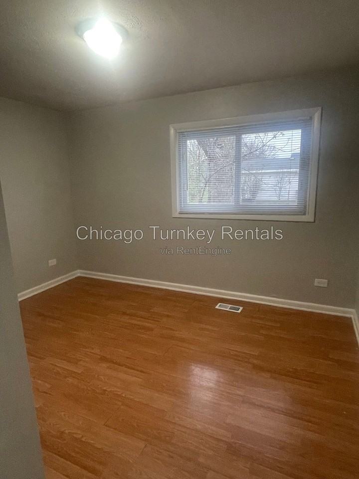 3789 171st Pl - Photo 5 of 11