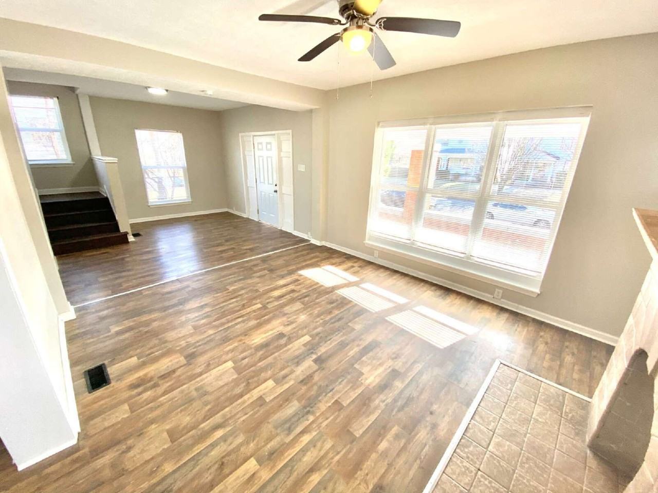215 Lexington Ave - Photo 7 of 30